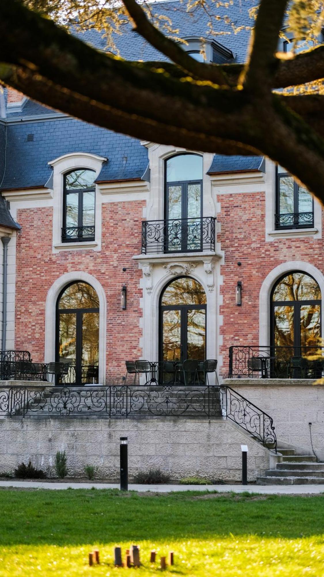 La Maison Des Bienheureux Wasquehal Esterno foto
